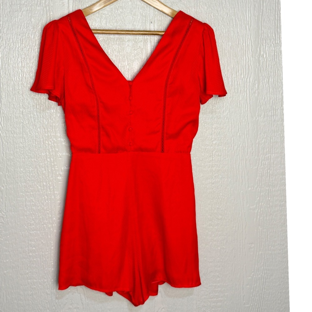 Miami Francesca's Red Dobby Dot V-Neck Flutter Sleeve Romper Medium New w Tags